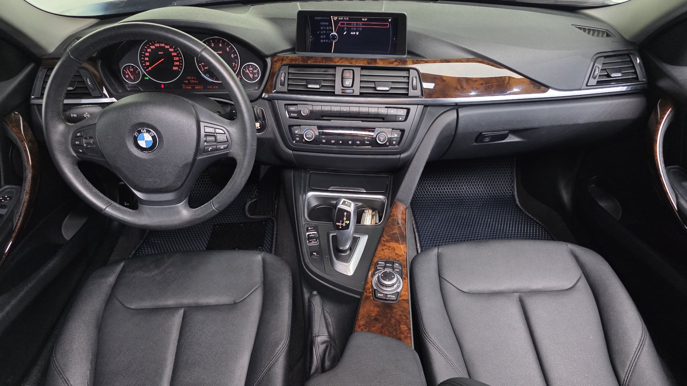 BMW 3-SERIES F30 2012