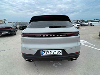 PORSCHE CAYENNE PO536 2024