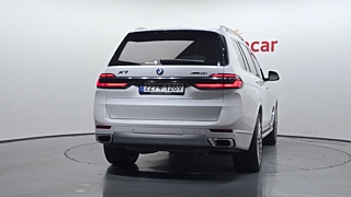 BMW X7 G07 2023