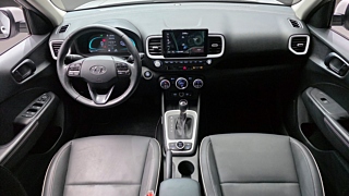 HYUNDAI VENUE 2025