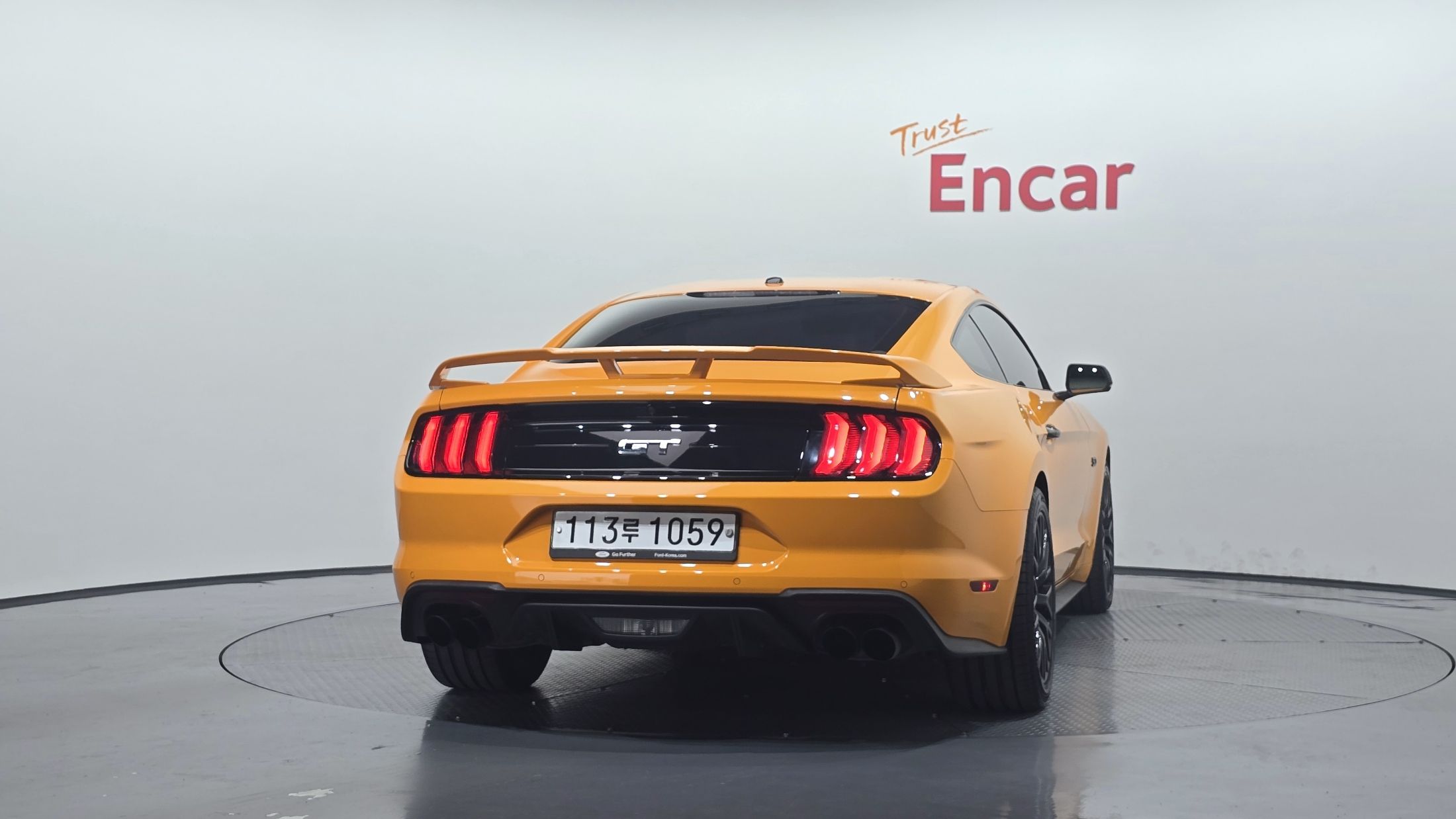 FORD MUSTANG 2019
