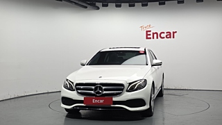 MERCEDES BENZ E-CLASS W213 2017
