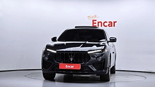 MASERATI LEVANTE  2022