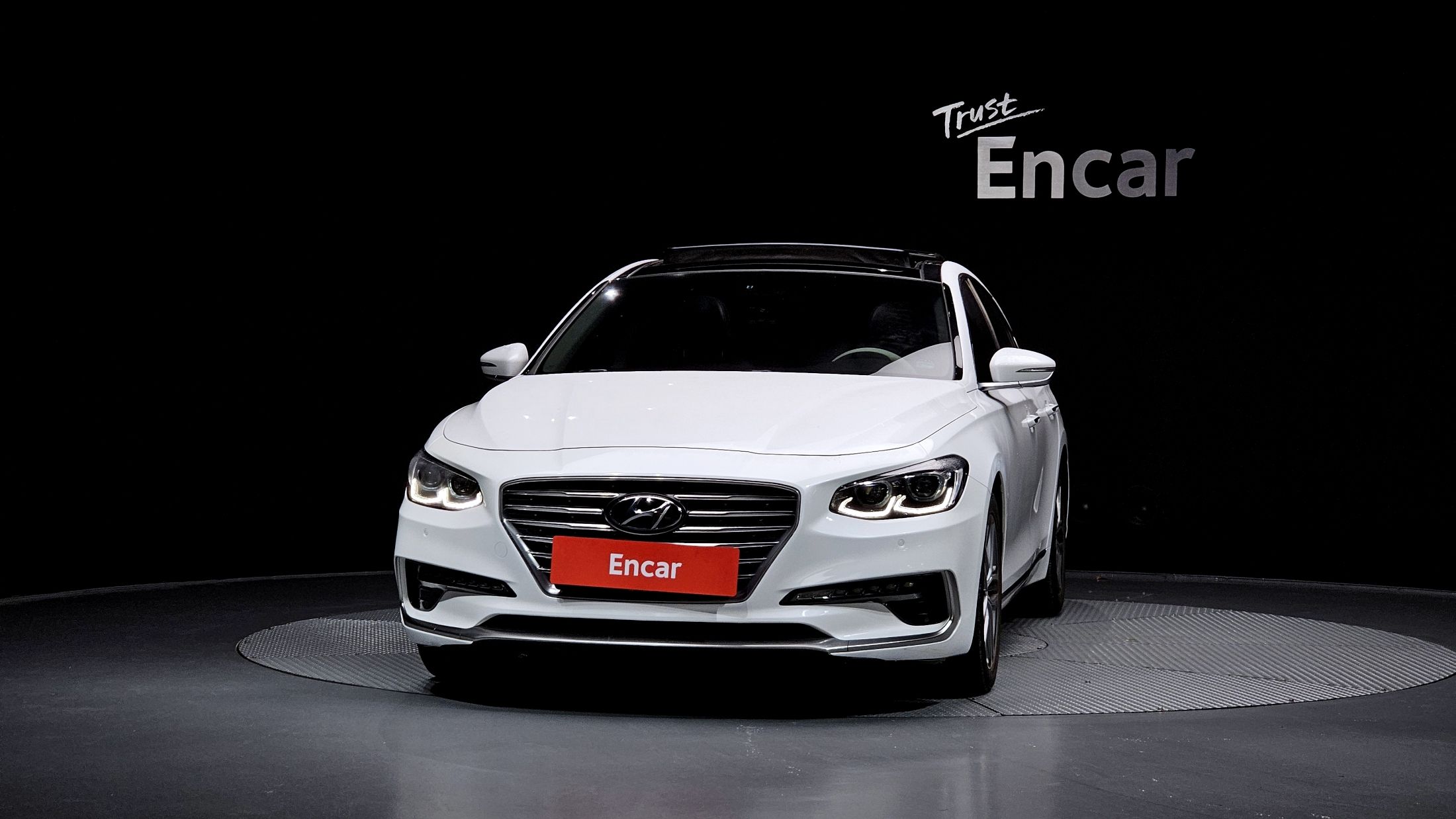 HYUNDAI GRANDEUR IG 2016