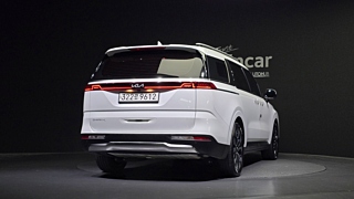 KIA CARNIVAL 2023