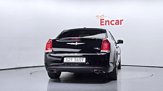CHRYSLER 300C 2017