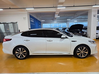 KIA K5 2016