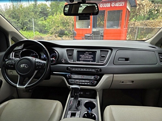 KIA CARNIVAL 2018