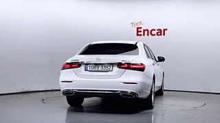 MERCEDES BENZ E-CLASS W213 2021