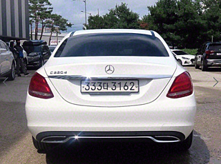 MERCEDES BENZ C-CLASS W205 2016
