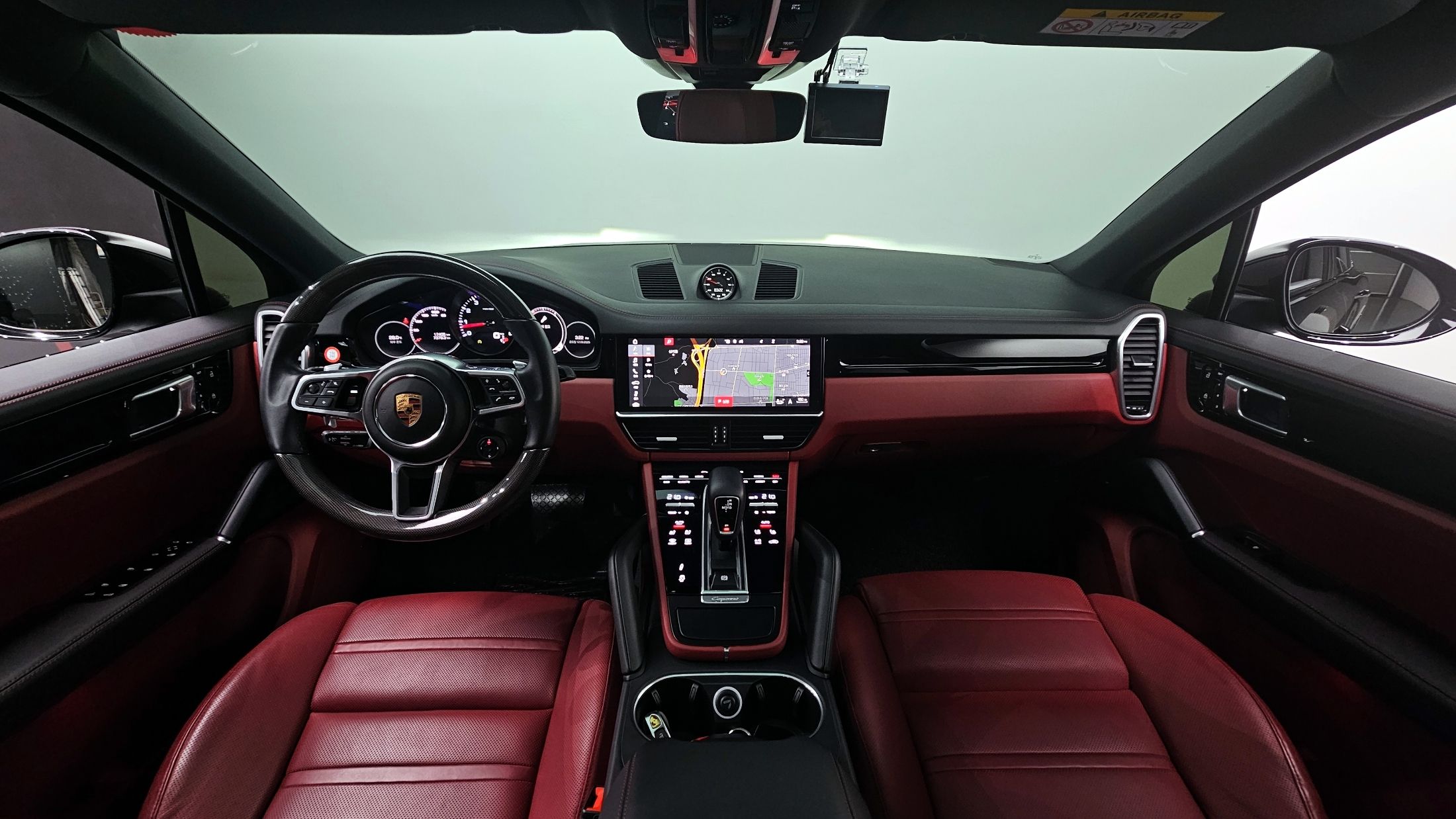 PORSCHE CAYENNE PO536 2020