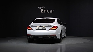 GENESIS G70 2018