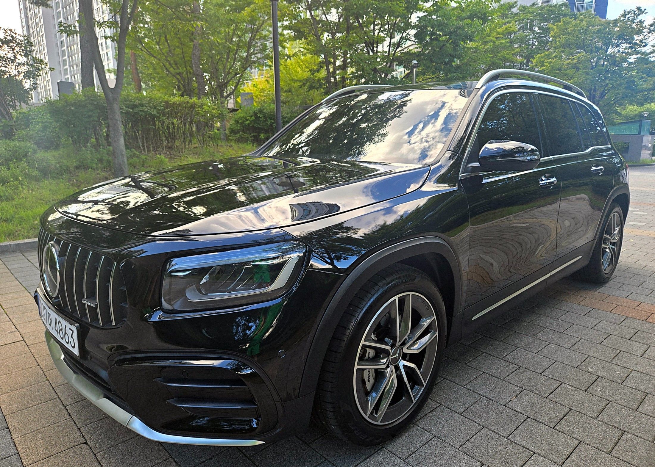 MERCEDES BENZ GLB-CLASS X247 2024