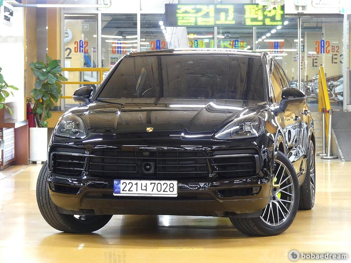 PORSCHE CAYENNE PO536 2023