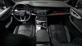 AUDI Q7 4M  55 TFSI Quattro Premium 2023