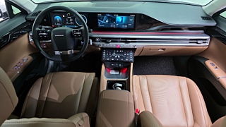 HYUNDAI GRANDEUR HYBRID GN7 2023