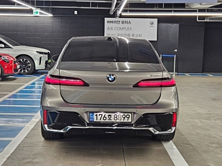 BMW 7-SERIES G70 2023