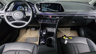 HYUNDAI SONATA HYBRID DN8 2021