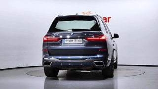 BMW X7 G07 2020