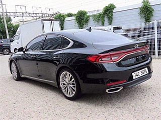 HYUNDAI GRANDEUR IG 2017