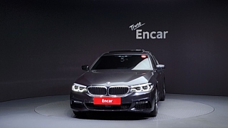 BMW 5-SERIES G30 2018