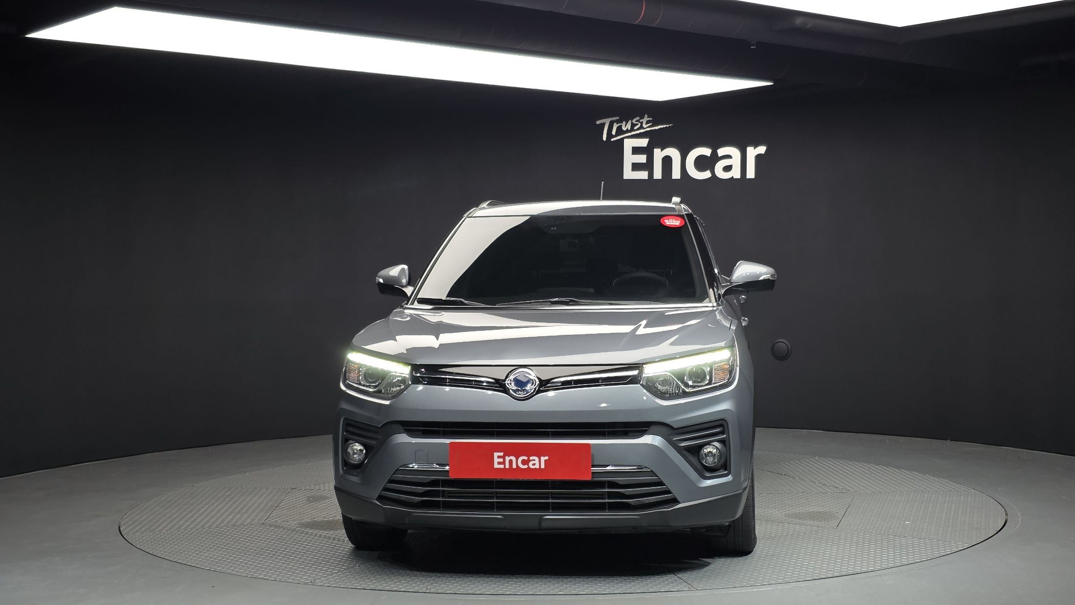 SSANGYONG TIVOLI VERY NEW 2020