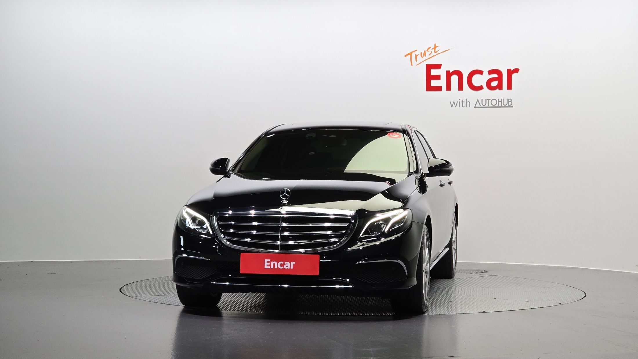 MERCEDES BENZ E-CLASS W213 2020