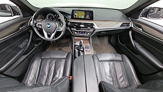 BMW 5-SERIES G30 2017