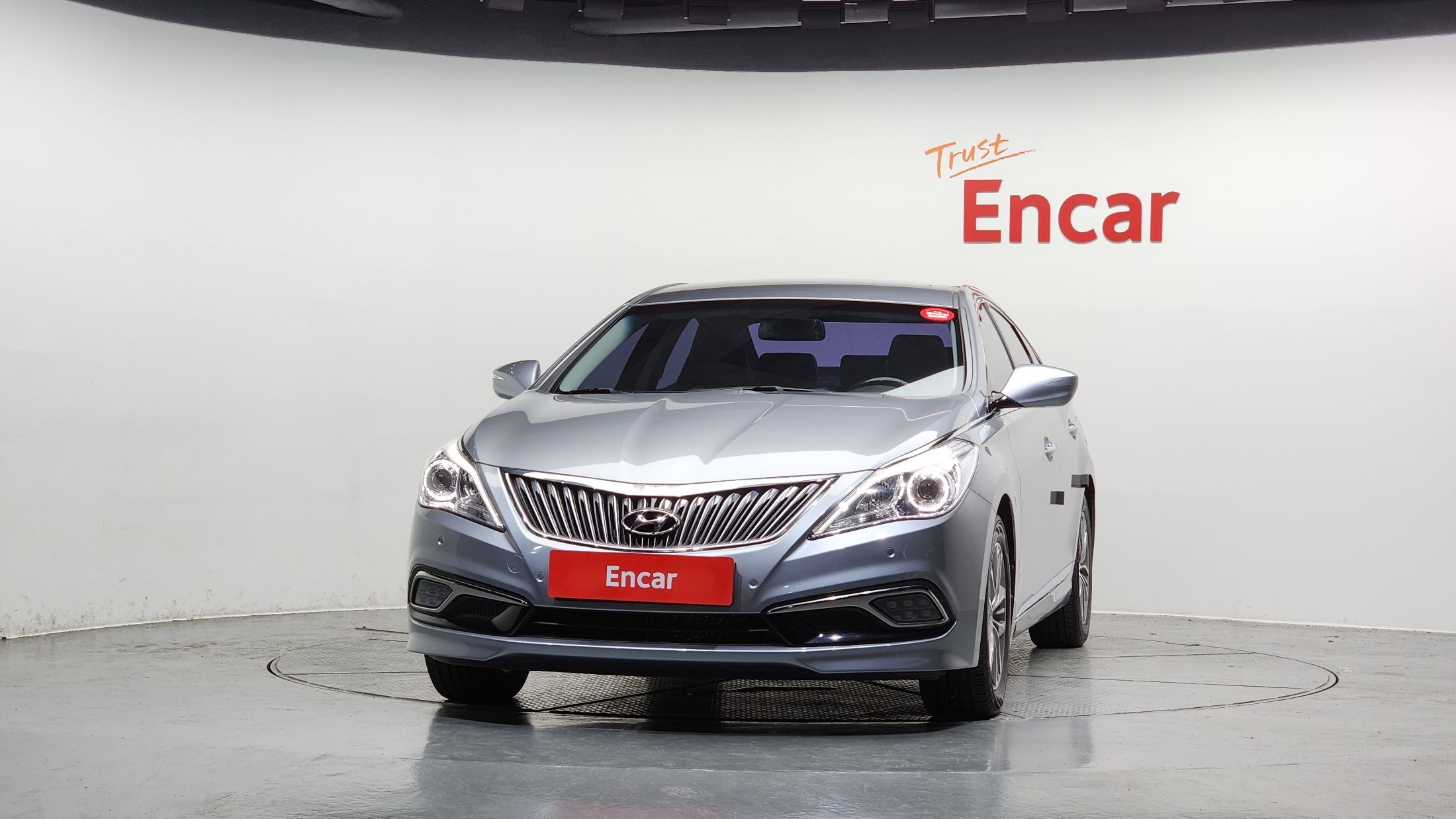 HYUNDAI GRANDEUR HG 2014
