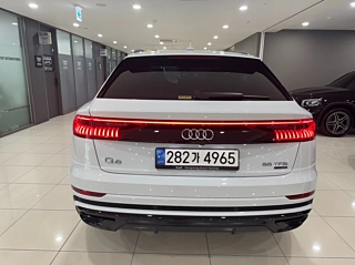 AUDI Q8 4M 2022