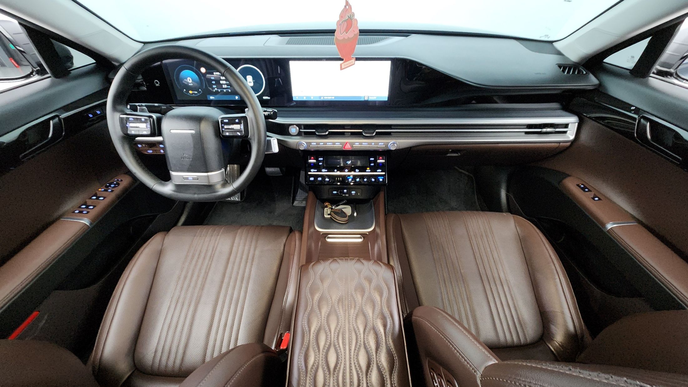 HYUNDAI GRANDEUR GN7 2023