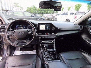 HYUNDAI GRANDEUR IG HYBRID 2017