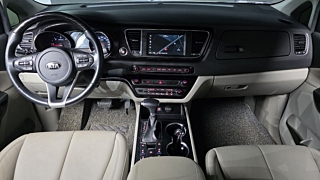 KIA CARNIVAL 2018