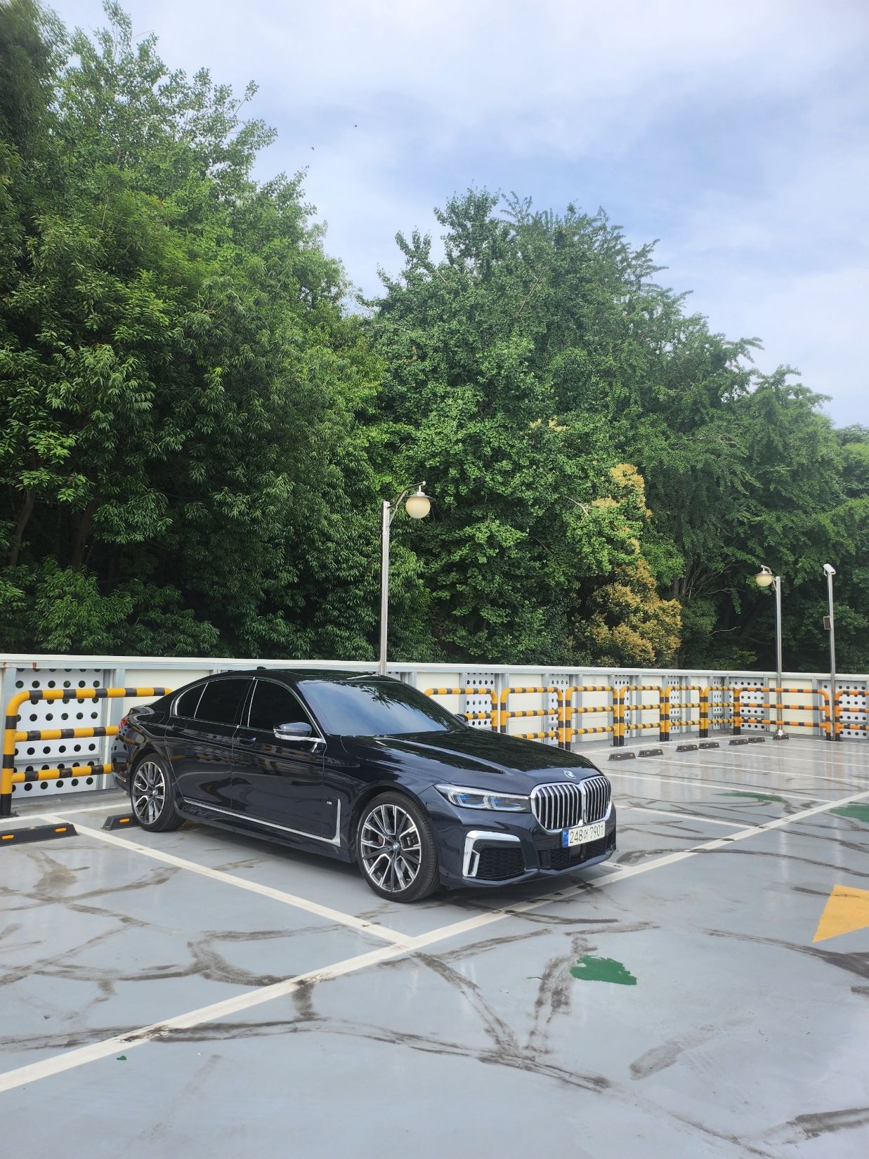 BMW 7-SERIES G11 2021