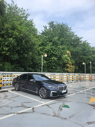 BMW 7-SERIES G11 2021