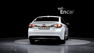 HYUNDAI LF SONATA HYBRID 2016