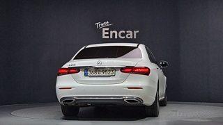 MERCEDES BENZ E-CLASS W213 2023