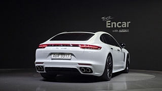 PORSCHE PANAMERA 971 2018