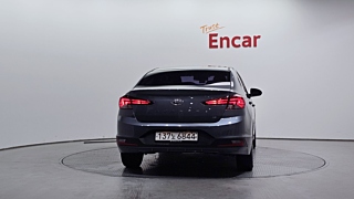 HYUNDAI AVANTE AD 2019