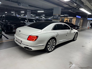 BENTLEY FLYING SPUR 2022