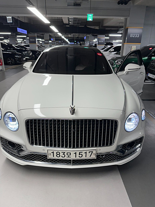 BENTLEY FLYING SPUR 2022