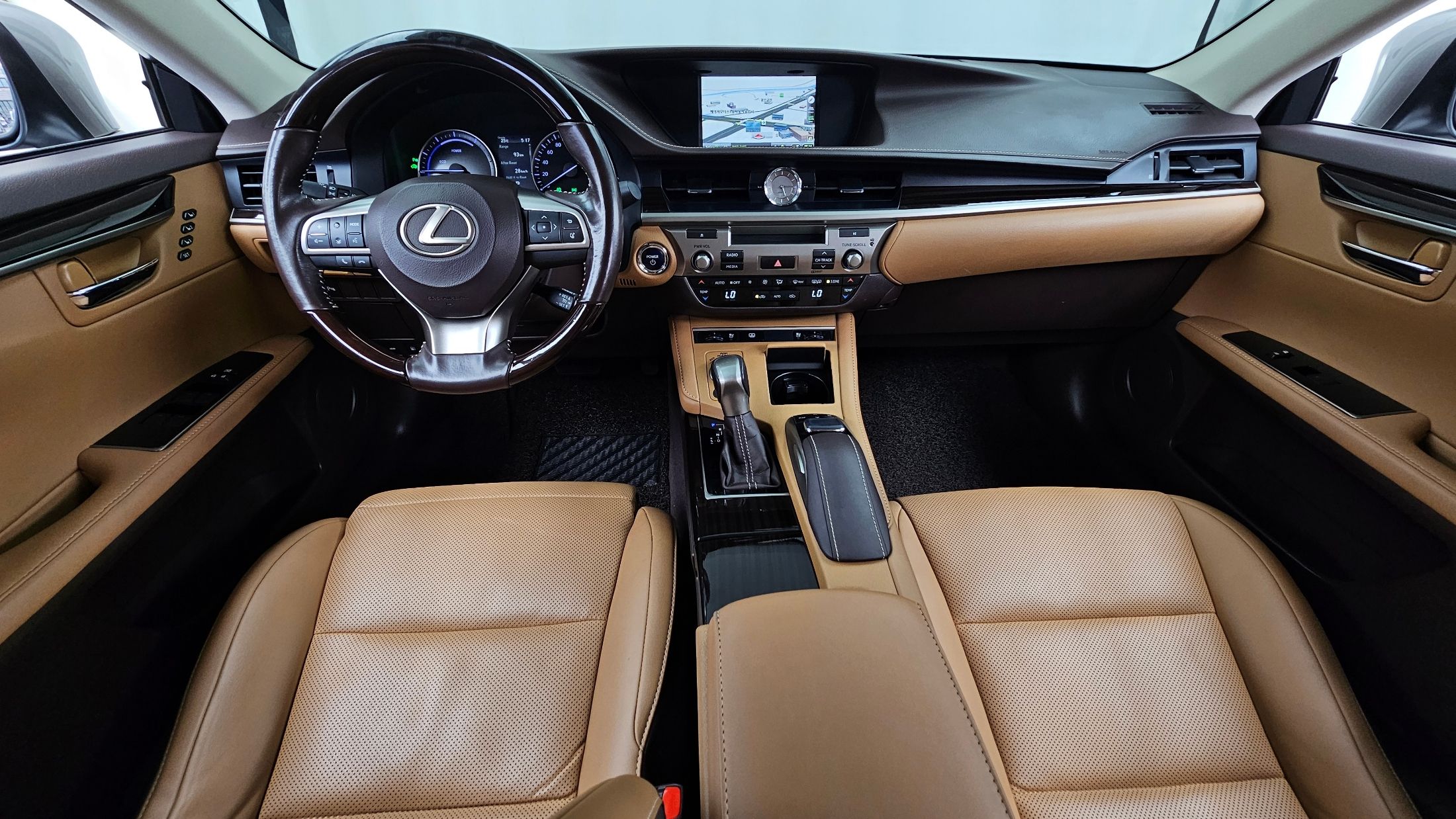 LEXUS ES300H 2017