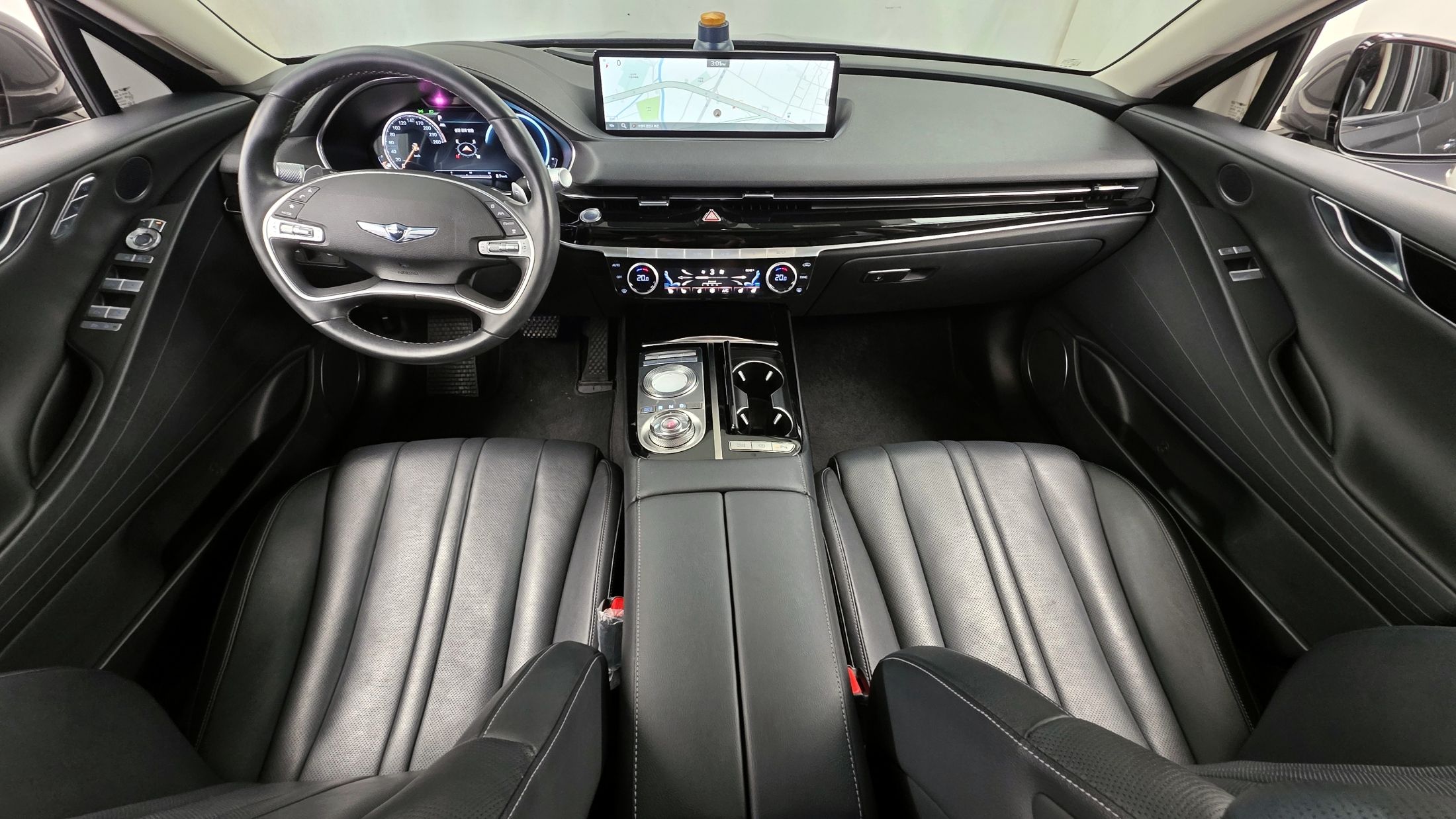 GENESIS G80 RG3 2020