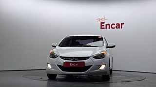 HYUNDAI AVANTE MD 2010