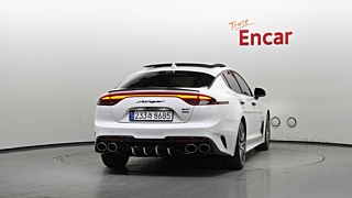 KIA STINGER 2017