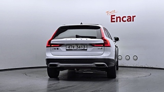 VOLVO V90 CROSS COUNTRY 2018