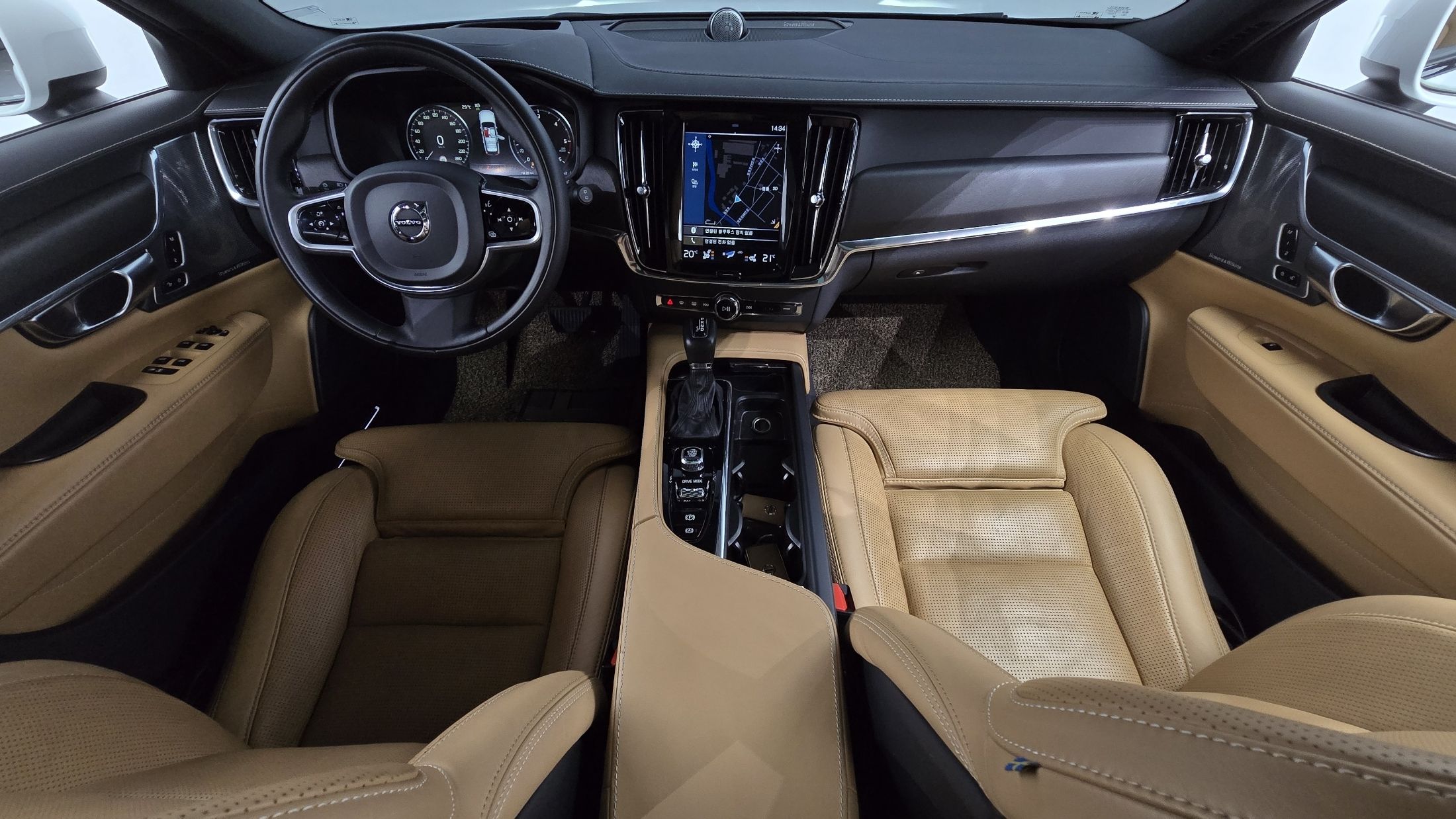 VOLVO V90 CROSS COUNTRY 2018