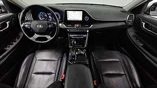 HYUNDAI GRANDEUR IG HYBRID 2017
