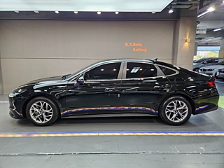 HYUNDAI SONATA DN8 2019