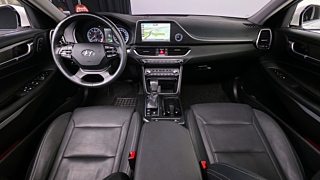 HYUNDAI GRANDEUR IG 2017